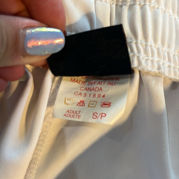 Athletic shorts - Picture 7 of 7